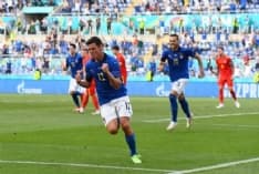ITALIA-SPAGNA - Febbre azzurra in Canavese: maxischermi nelle piazze. Ad Agliè la festa patronale si allunga di un giorno