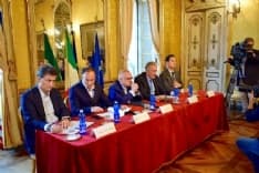 SICUREZZA - Più forze dell'ordine su treni e stazioni ferroviarie