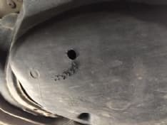 SAN BENIGNO - Ladri di benzina bucano i serbatoi delle auto