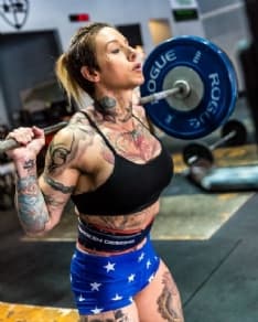 CUCCIOLI - La Marine che difende gli animali