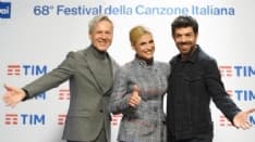 SANREMO - Baglioni chiede scusa a Cuorgnè e agli Alpini cantando «Sul cappello» - VIDEO