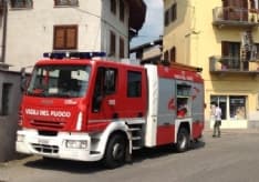 CUORGNE' - Vicino di casa eroe: pensionato salvo per miracolo