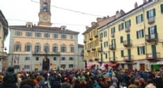 IVREA - Esordio del Carnevale da urlo: folla di gente per il Generale e tanto entusiasmo - VIDEO