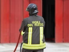 STRAMBINO - Pompiere eroe salva la vita ad un ragazzo ferito in auto