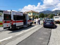 CUORGNE' - Pedone investito in via Brigate Partigiane mentre attraversa la strada - FOTO