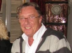 CASTELLAMONTE - Il Parroco contro la rivista cattolica