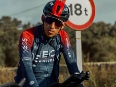 CANAVESE - Emergenza Ucraina: il sostegno arriva anche dai tifosi di Egan Bernal