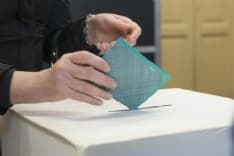 LEINI - Per il Referendum si vota al Cubo: via i seggi dalle scuole