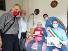 CUORGNE' - L'Anpi di Cuorgnè ha festeggiato i 100 anni di Ettore Giacoletto «Rabain»