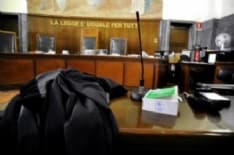 RIVAROLO - Raggira una nonnina, badante condannata