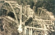 PONTE PRETI - Il ponte a rischio crollo. Bozzello: «La soluzione c'è già»