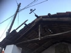 RIVAROSSA - Scappa dopo aver sbattuto col camion contro la chiesa di San Grato: beccato dai vigili