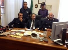 IVREA - Operazione antidroga: baby pusher arrestato - FOTO