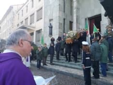 CUORGNE' - Una folla immensa ha salutato per l'ultima volta Don Nicola Faletti, il Don Bosco del Canavese - FOTO e VIDEO