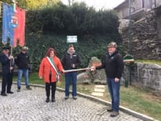 CASTELNUOVO NIGRA - IV Novembre: inaugurato il nuovo cippo dedicato al Milite Ignoto - FOTO