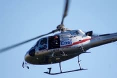 VOLPIANO - Con l'elicottero per controllare le linee elettriche dell'Enel