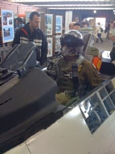 CASTELLAMONTE - Il simulatore di volo del Liceo Faccio conquista Modena