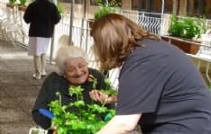 SAN BENIGNO - Anziana disabile raggirata in una casa famiglia: tre denunciati