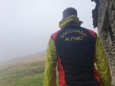 VALLE SOANA - Due escursionisti dispersi in quota: il soccorso alpino tenta il salvataggio