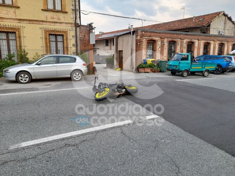 CASTELLAMONTE - Ancora un pauroso schianto allo svincolo per Spineto: gravi due motociclisti - FOTO