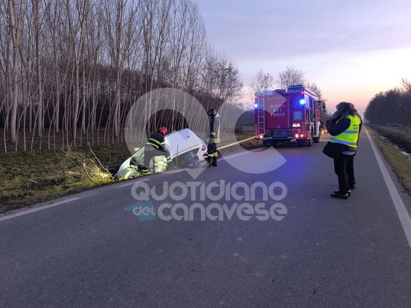 SAN GIUSTO CANAVESE - Dopo l'ennesimo incidente la sindaca Boggio denuncia: «La provinciale 40 è un pericolo, servono interventi immediati» - FOTO