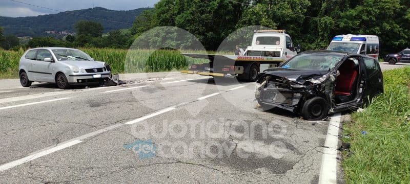 PARELLA - Pauroso incidente stradale in via San Giovanni: due persone ferite - FOTO