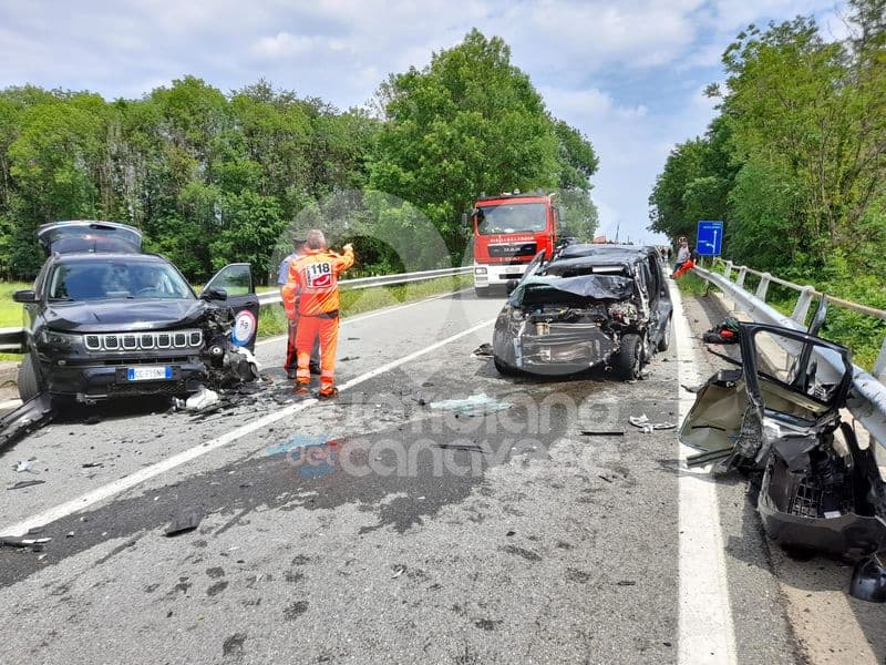 CASTELLAMONTE - Grave incidente a Spineto: tre auto coinvolte, quattro feriti - FOTO e VIDEO