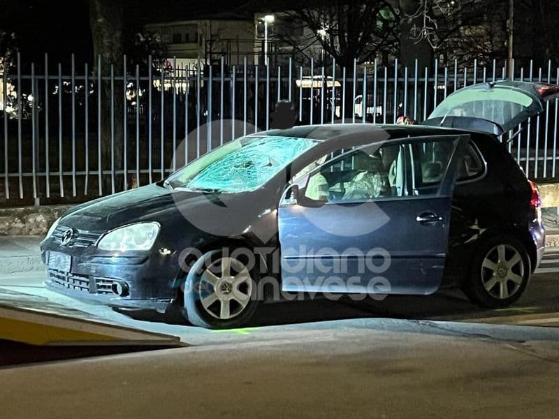 IVREA - Pedone investito da un'auto in via Torino, trasportato in ospedale in gravi condizioni: è in pericolo di vita - FOTO