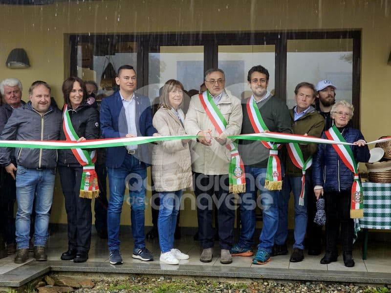 LOCANA - Taglio del nastro per la seggiovia dell'Alpe Cialma - FOTO