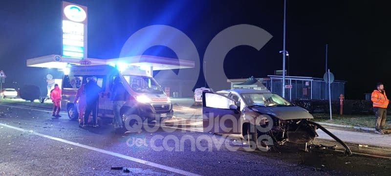 OZEGNA-CASTELLAMONTE - Maxi tamponamento sulla provinciale: sei auto coinvolte, due feriti. Traffico in tilt - FOTO e VIDEO