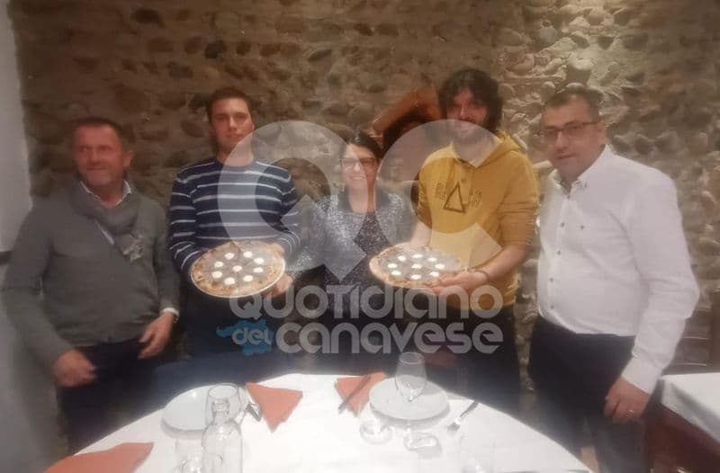 CASELLE - E' nata la prima pizza viola della gentilezza