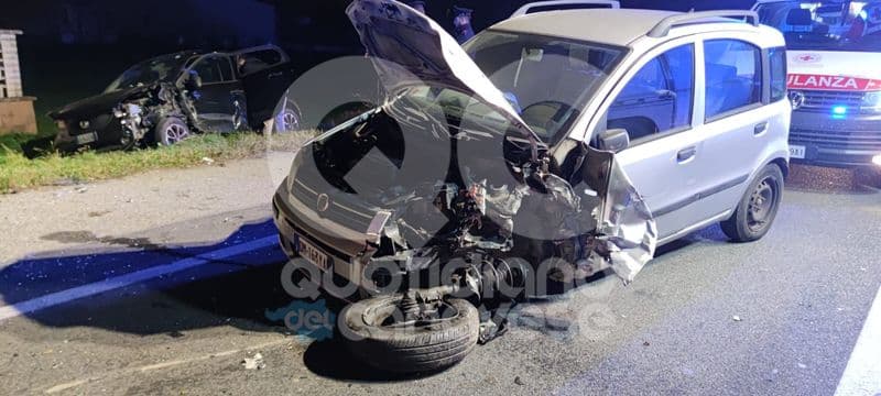 CASTELLAMONTE - Un altro schianto sulla provinciale 222, due automobiliste ferite - FOTO e VIDEO