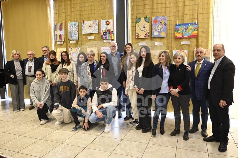 CASTELLAMONTE - Lions, «Un poster per la pace»: premiati gli studenti - FOTO