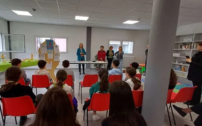 BANCHETTE - Concorso «Sono un libro della Biblioteca»: premiati i ragazzi delle scuole