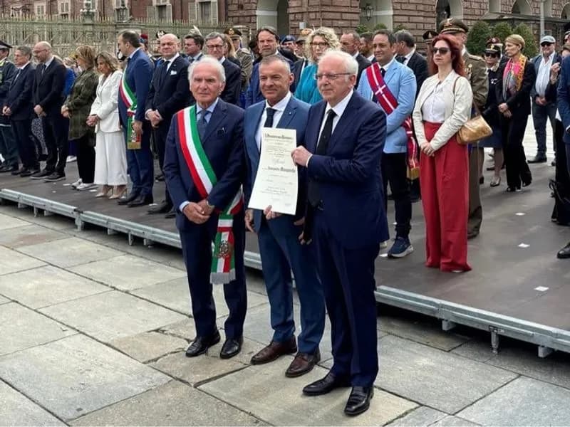 BOLLENGO - Il vicebridagiere Manganiello nominato Ufficiale della Repubblica