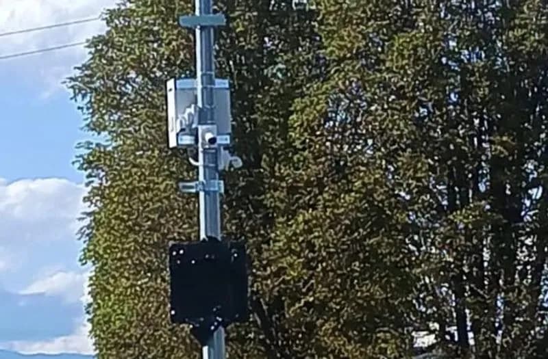 BORGARO - Acceso l'autovelox in via Santa Cristina: velocità massima 70 chilometri orari in entrambe le direzioni di marcia