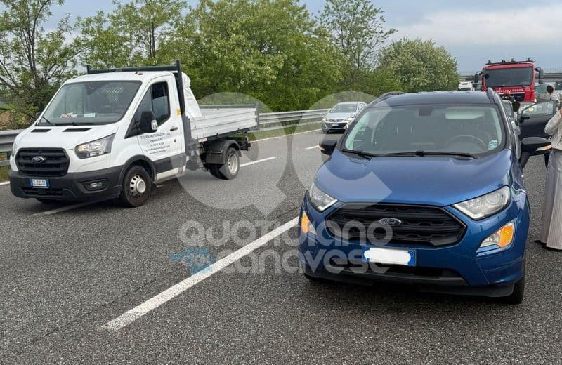 TORINO-CASELLE - Due feriti nello scontro sul raccordo e traffico in tilt - FOTO