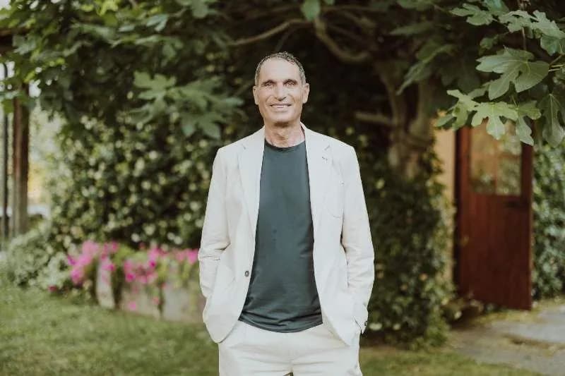 BORGIALLO - Entra nel vivo la rassegna letteraria 2026: Muin Masri presenta «Vendesi Croce»