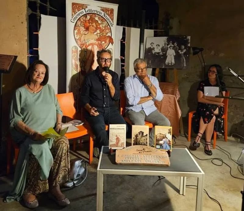 CALUSO - Un successo la «Notte solferiana» al chiostro dei frati francescani - FOTO