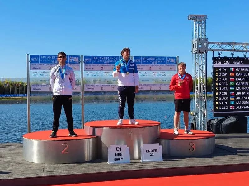 CANDIA - Gabriele Casadei campione del mondo under 23 di canoa