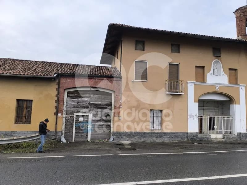 DRAMMA A CASELLE - Soccorsa una donna ferita alla testa: è gravissima al Giovanni Bosco