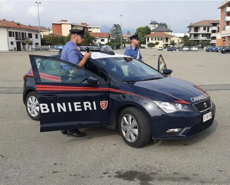 CASTELLAMONTE - Blitz dei carabinieri, controlli agli esercizi pubblici: multe per 28mila euro