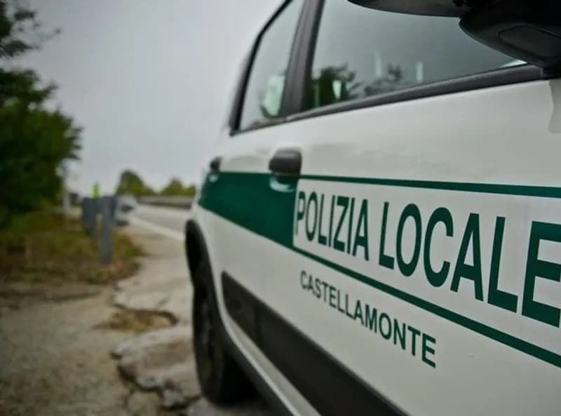 CASTELLAMONTE - Scontro auto-furgone sulla provinciale per Cuorgnè: tre feriti portati in ospedale