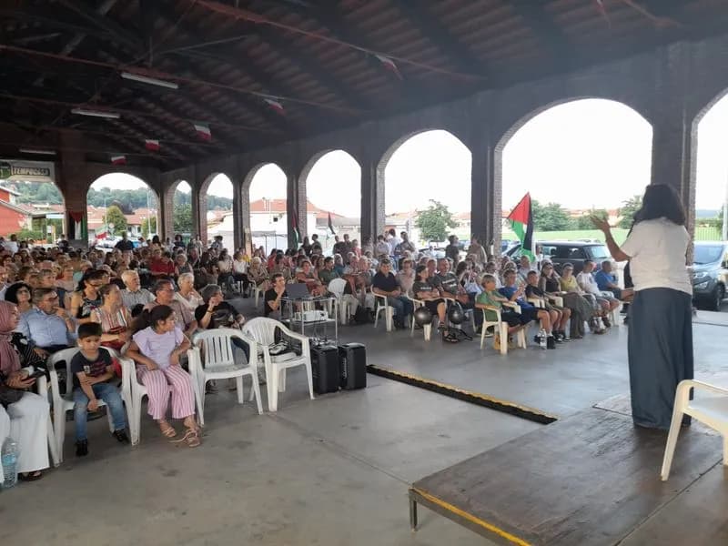 CASTELLAMONTE - Riflettori accesi su Gaza: tanta gente per «Umanità Sospesa» con Martina Marchiò - FOTO
