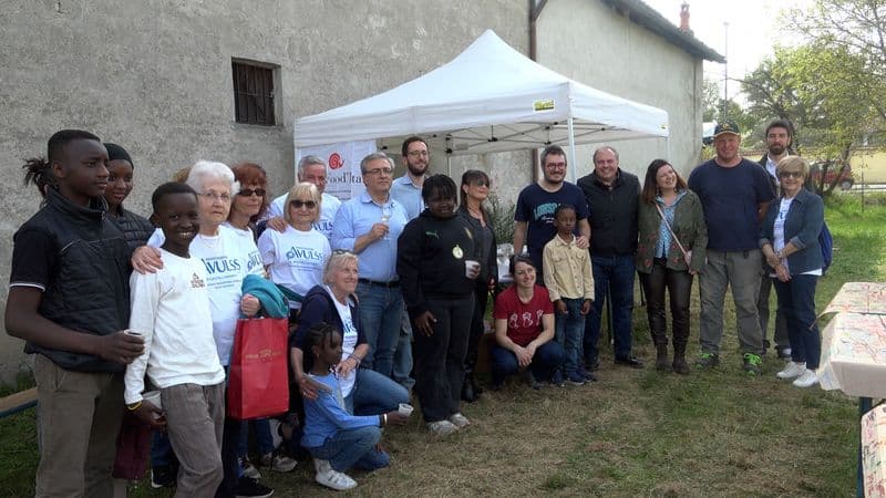 CASTELLAMONTE - I bambini delle scuole hanno inaugurato l'Orto delle chiocciole di Slow Food Canavese - FOTO