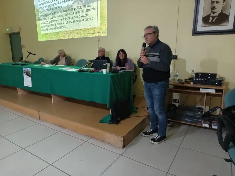 CASTELLAMONTE - Monti Pelati e Vespia: presentati i progetti su usi civici e ampliamento della riserva - FOTO