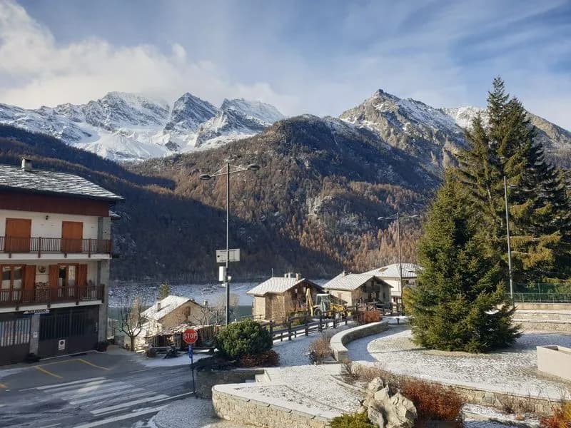 CANAVESE - Ecco la prima neve nei paesi di montagna: Ceresole, Noasca, la Valle Soana e Frassinetto imbiancati - FOTO