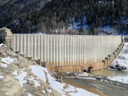CERESOLE REALE - Finiti i lavori alla diga, ora il lago può tornare a riempirsi d'acqua