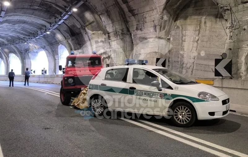 CERESOLE REALE - Schianto con la moto in galleria, morto l'imprenditore Alessandro Bellini - FOTO