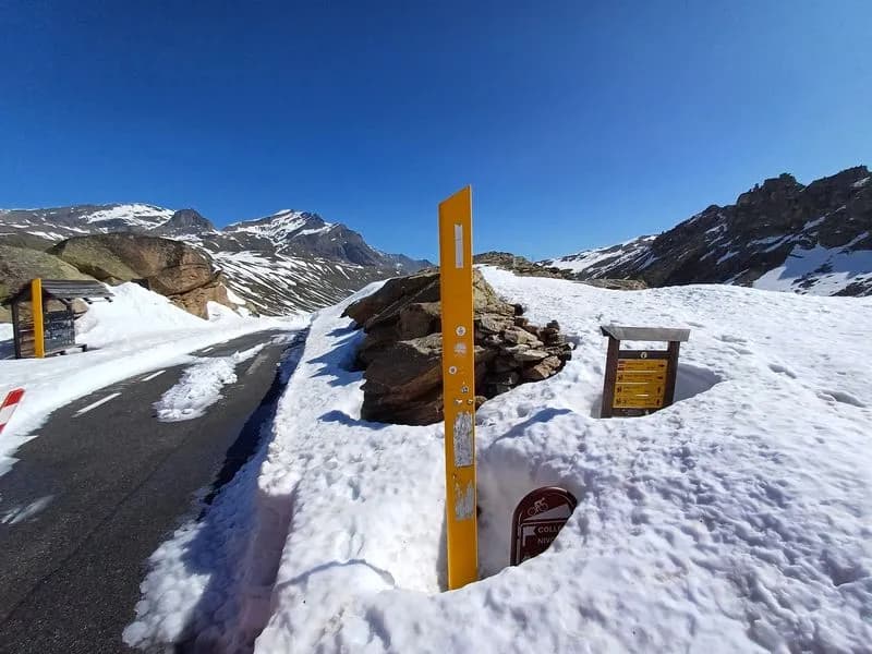 CERESOLE REALE - Riapre la strada per il colle del Nivolet: ultimato lo sgombero della neve - FOTO